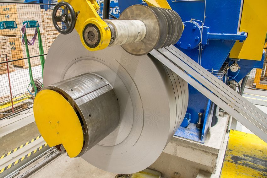 Ansicht einer Maschine von L-D Spalttechnik