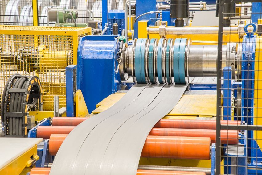 Ansicht einer Maschine von L-D Spalttechnik