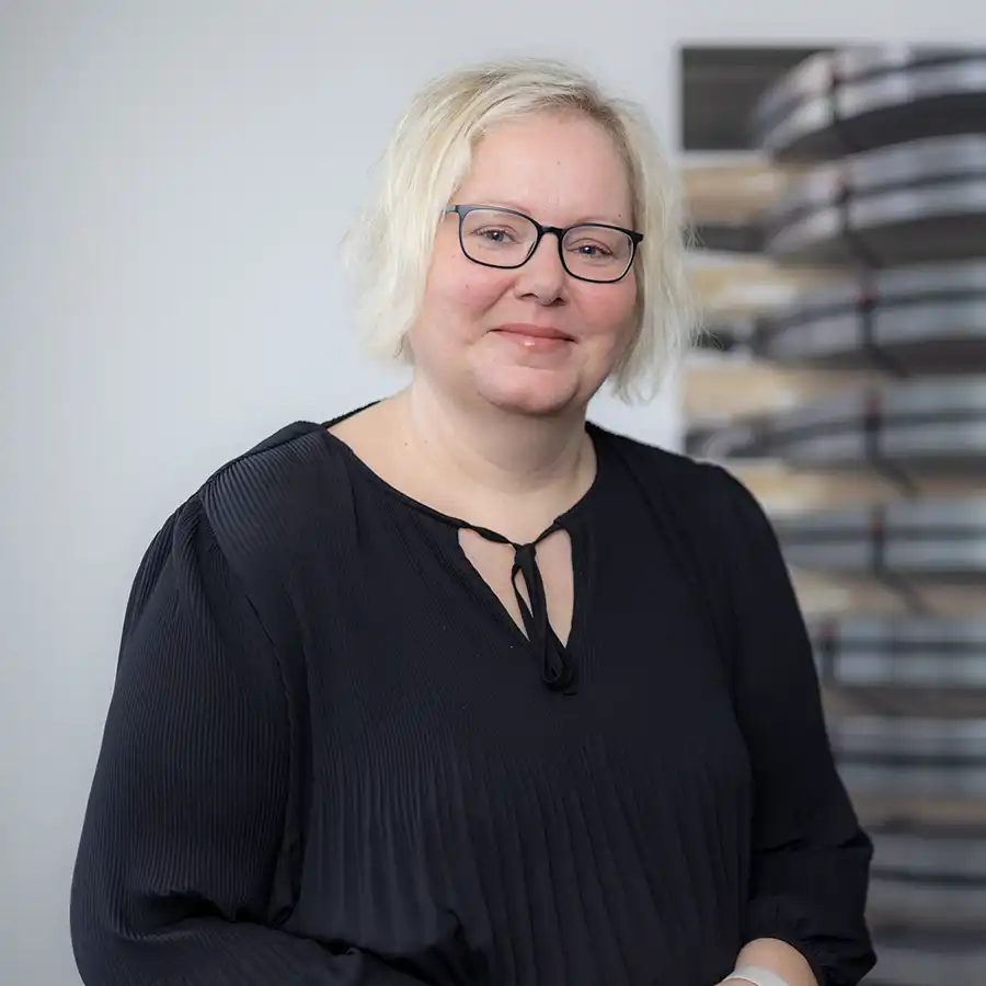 Anja Weihrauch-Bitter - Mitarbeiterin der Firma L-D Spalttechnik GmbH in Castrop-Rauxel